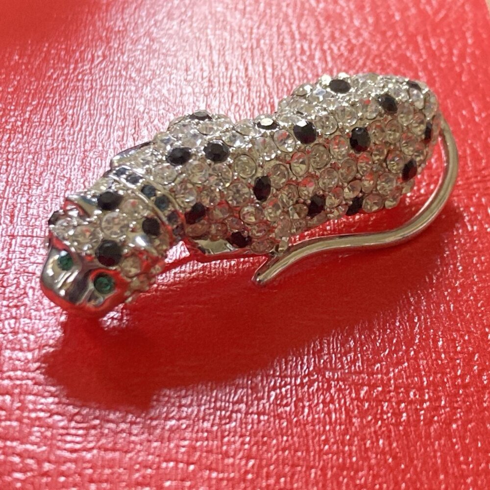 VTG Kenneth J Lane Brooch Leopard Cat Pin Silver Tone With Rhinestone Green Eyes